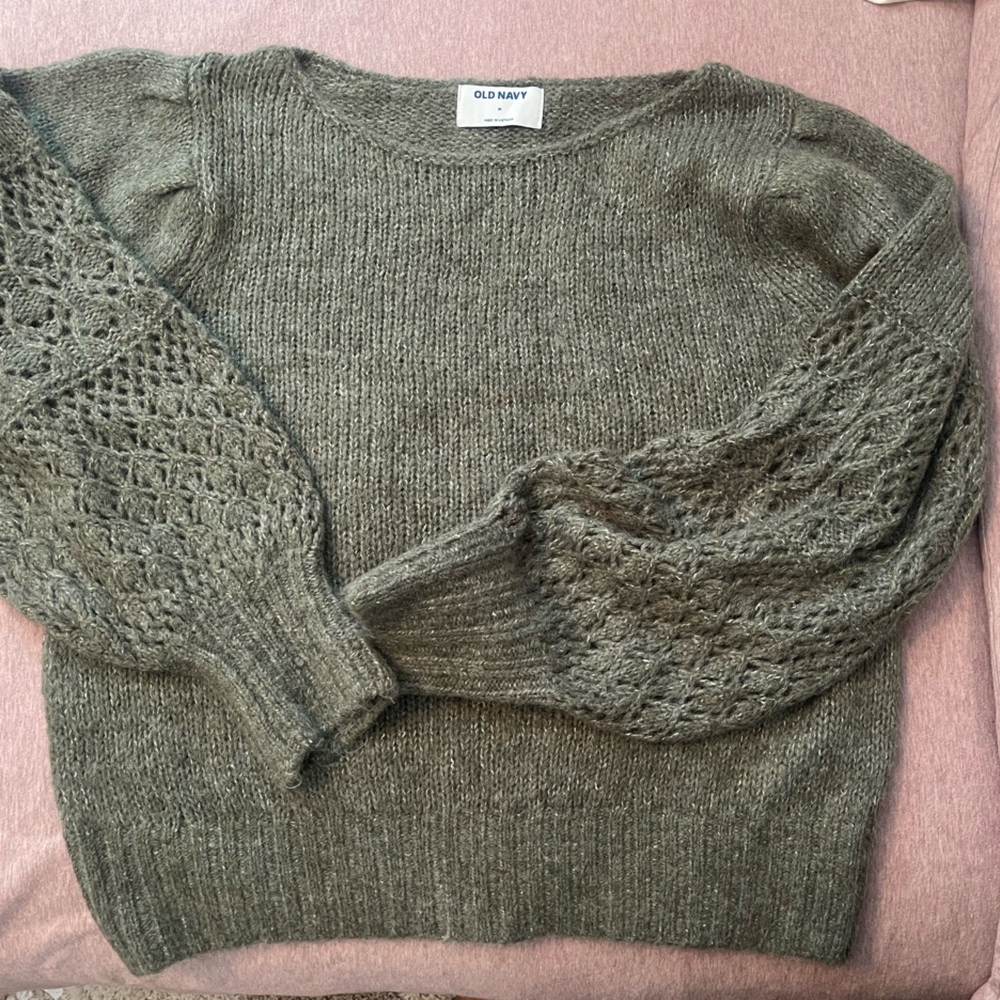 Olive Green Sweater by Old Navy. Like new condition